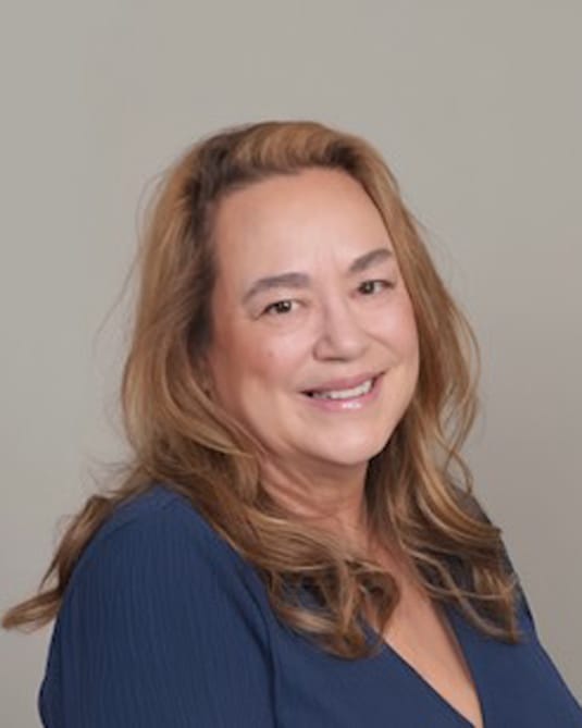 Lisa Lueder, Administrative Assistant